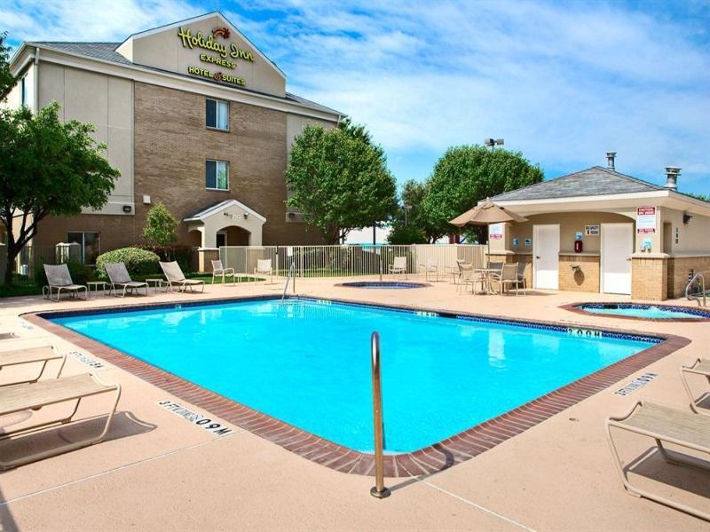 Holiday Inn Express Hotel And Suites Dfw-Grapevine, An Ihg Hotel Exterior foto